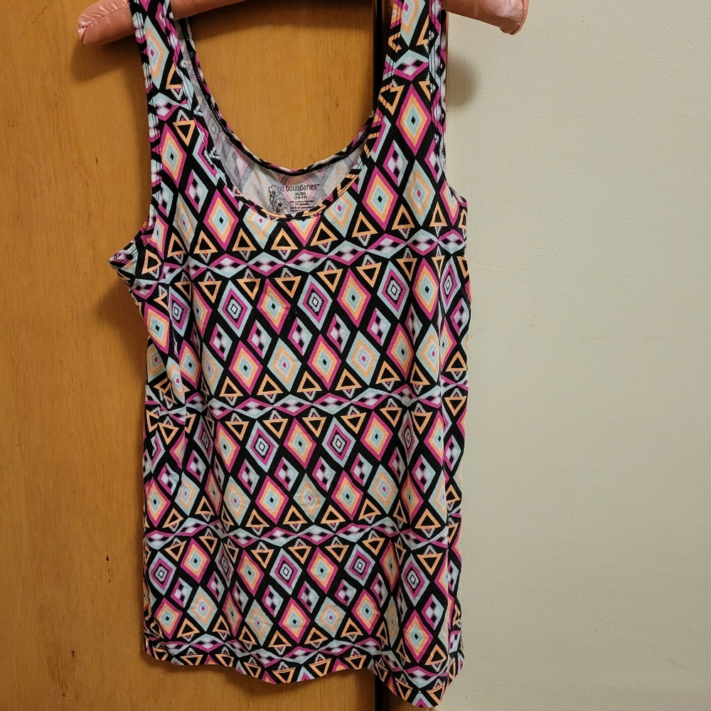 Ladies sleeveless top